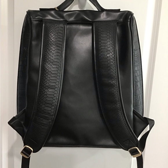 alligator laptop backpack TOTE AND CARRY Black Vegan Alligator Leather Travel Laptop Backpack- 16  1/2\